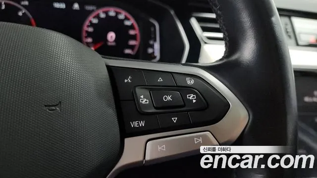 Volkswagen Passat 2022