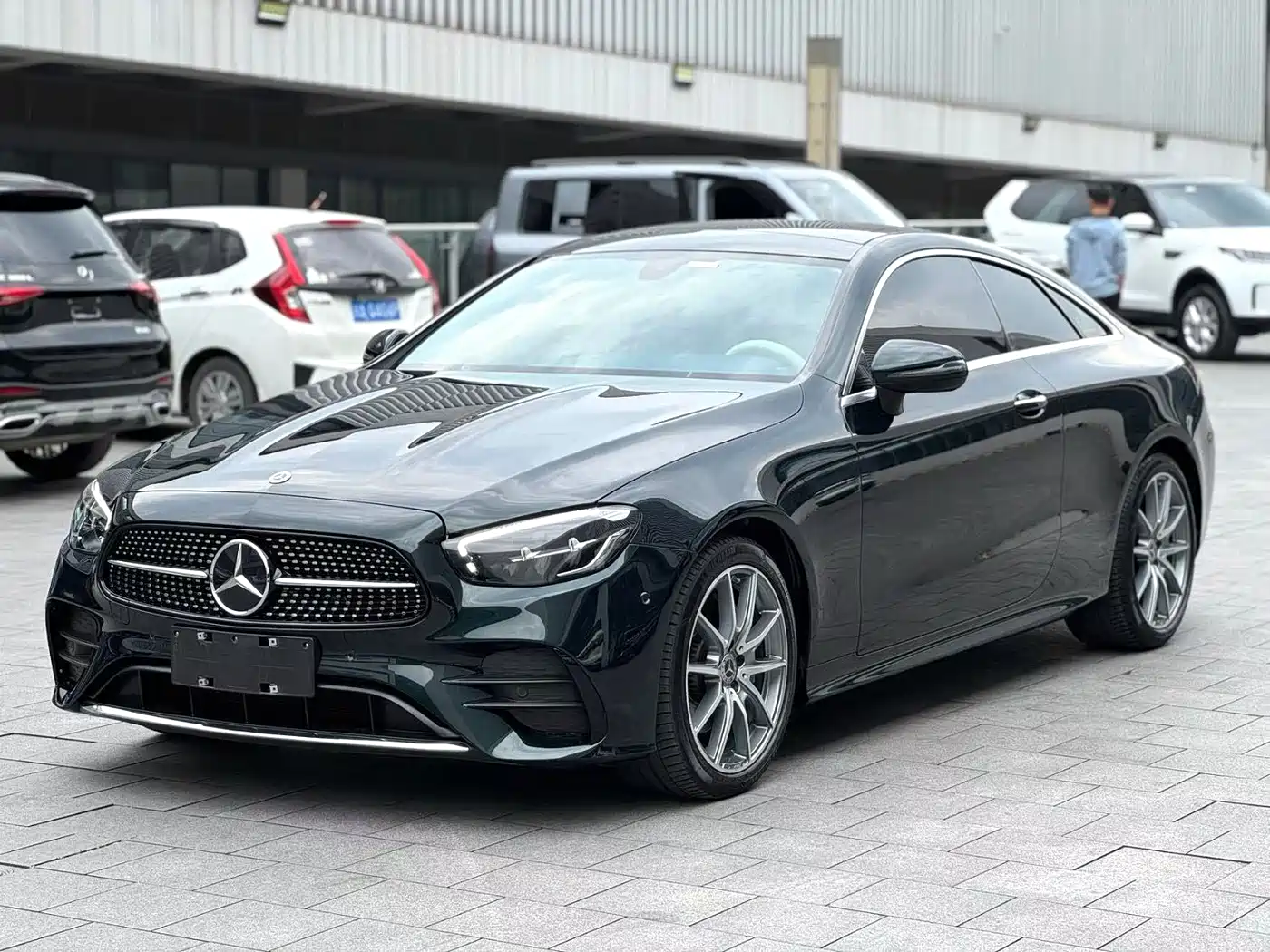 Mercedes-Benz E-Класс 2023