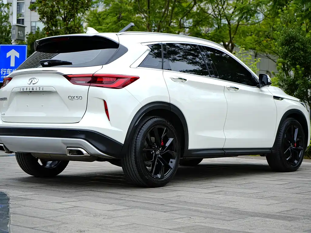 Infiniti QX50 2024