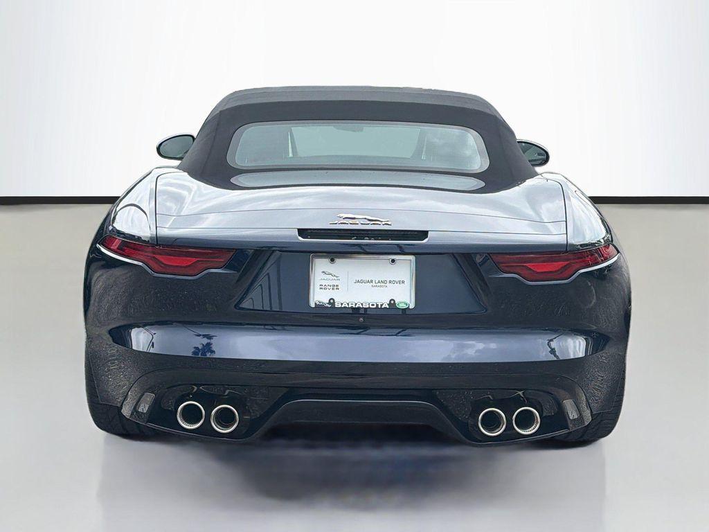 Jaguar F-Type 2024