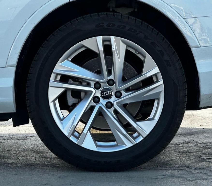 Audi Q7 2023