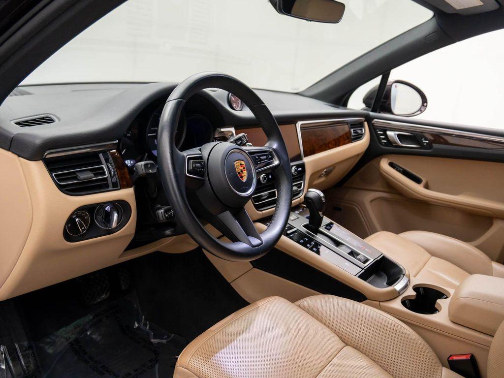 Porsche Macan 2023