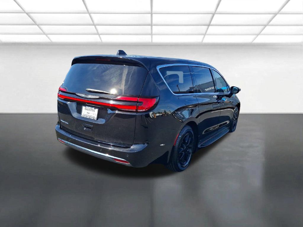 Chrysler Pacifica 2024