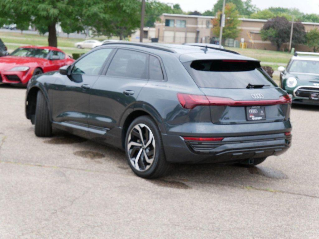 Audi Q8 e-tron 2024