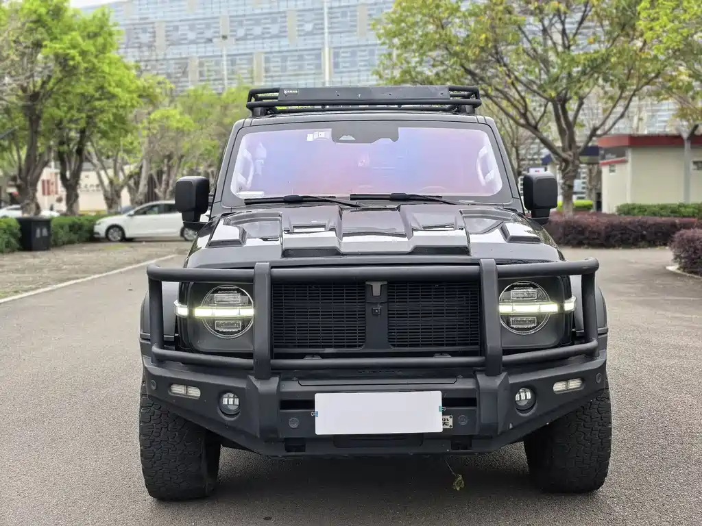 Tank 300 2021