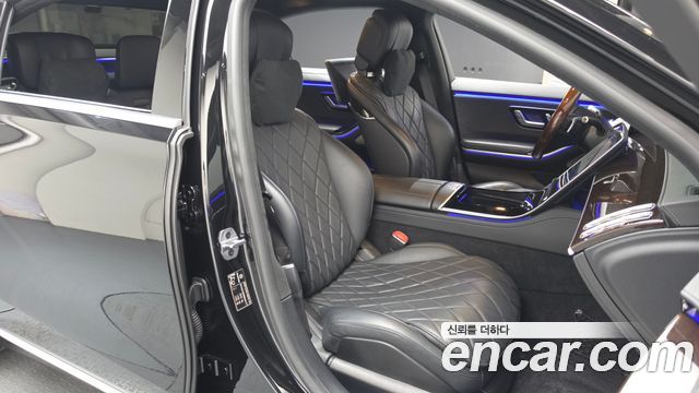 Mercedes-Benz S-Класс 2021