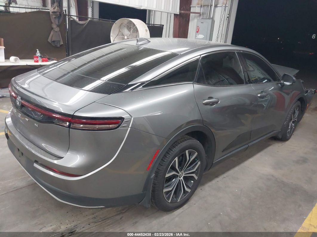 Toyota Crown 2023