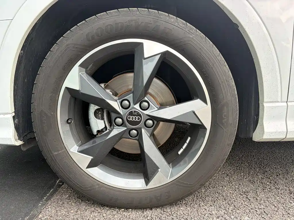 Audi Q3 2023