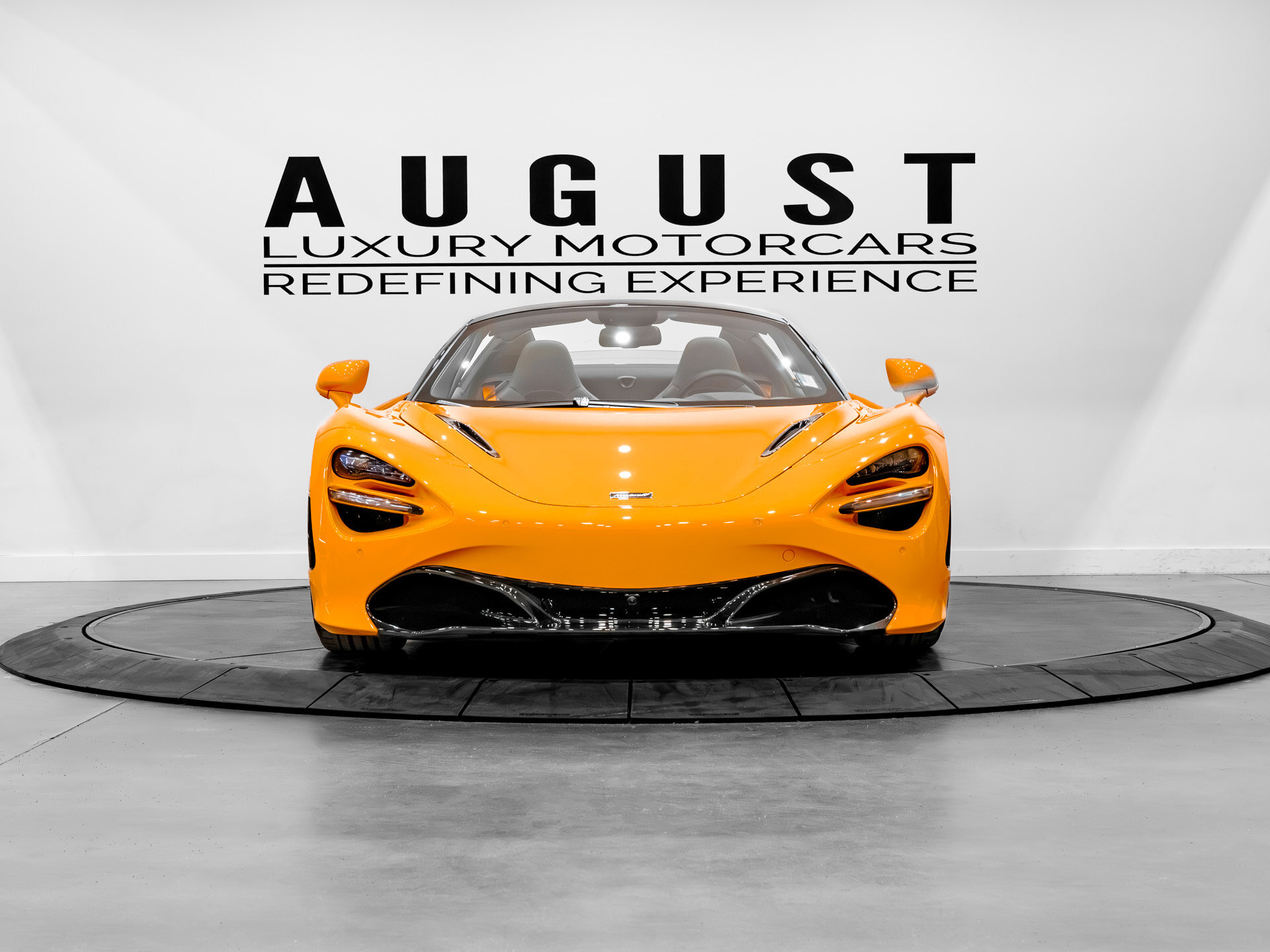 McLaren 720S 2021
