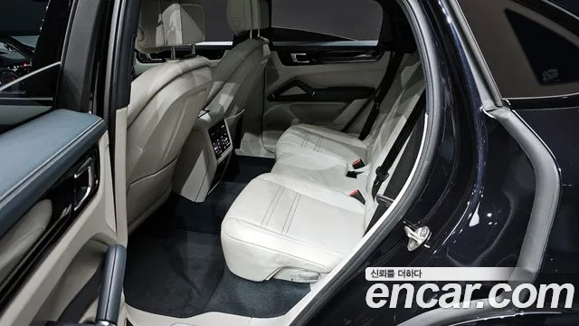Porsche Cayenne 2020