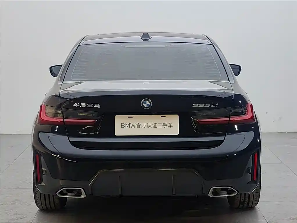 BMW 3 серии 2025
