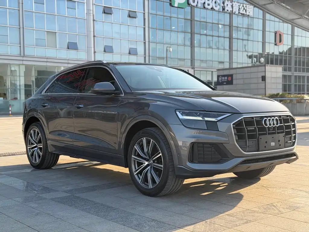 Audi Q8 2021