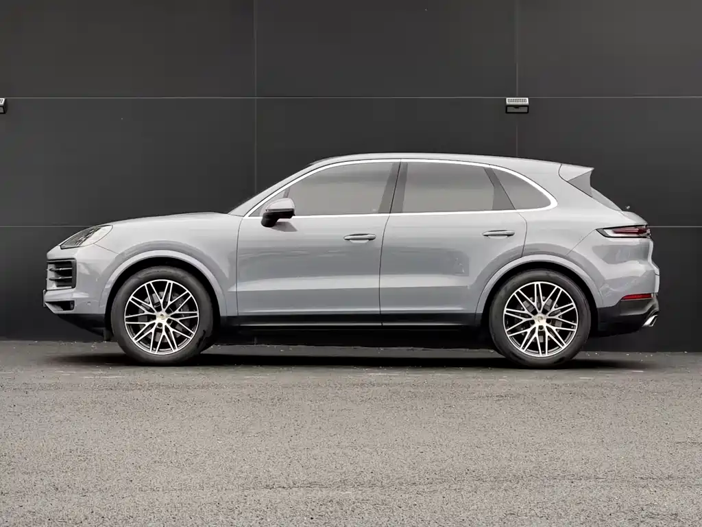 Porsche Cayenne 2024