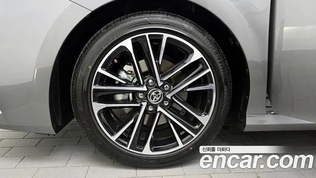 Toyota Camry 2024