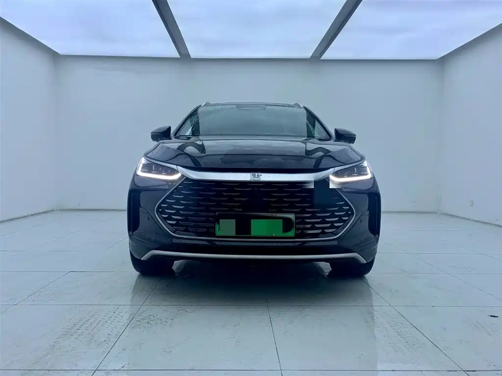 BYD Tang 2025