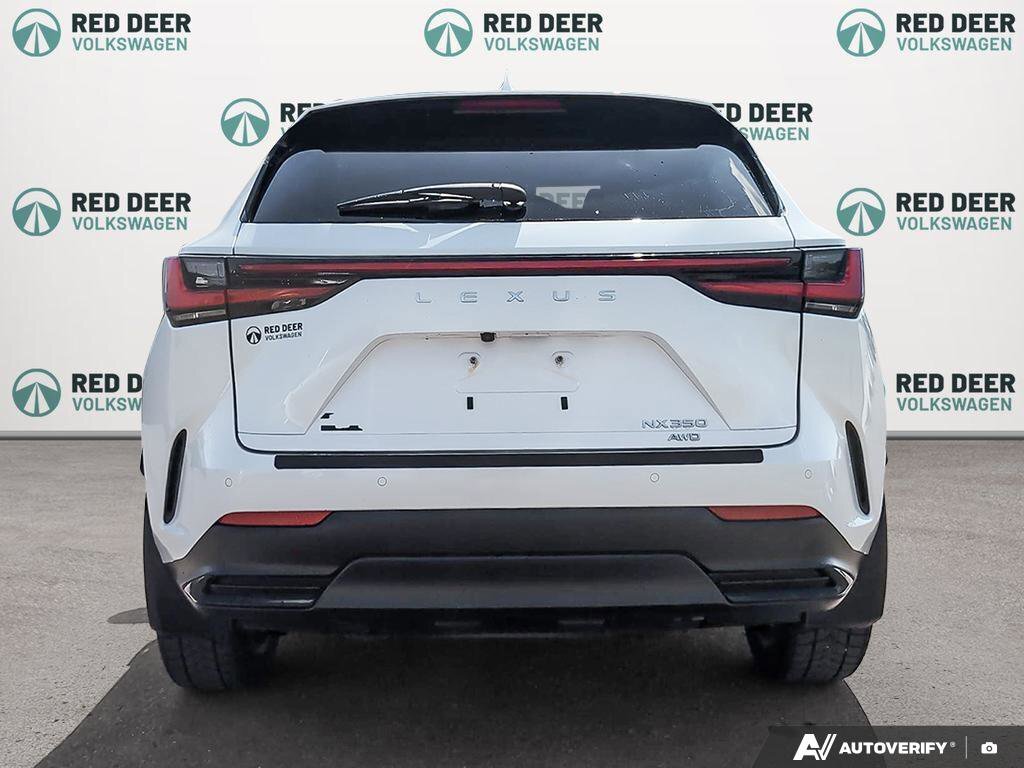 Lexus NX 2022