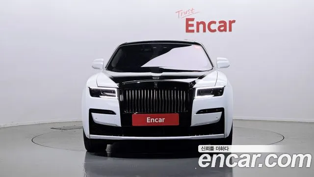 Rolls-Royce Ghost 2024