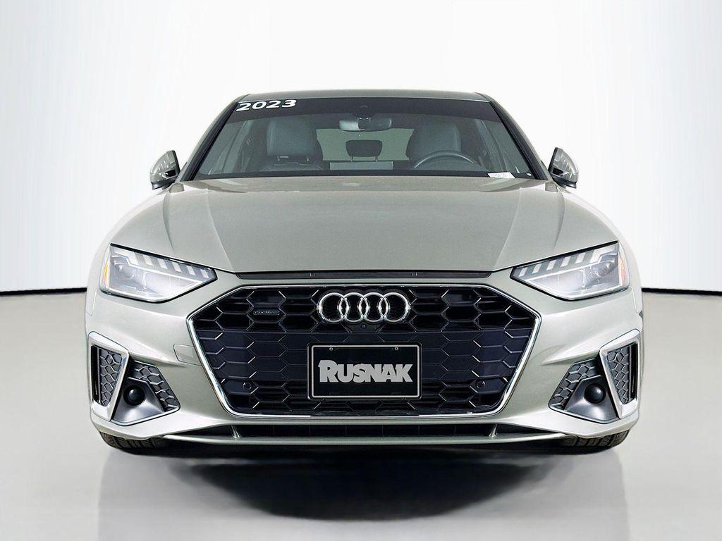 Audi A4 2023