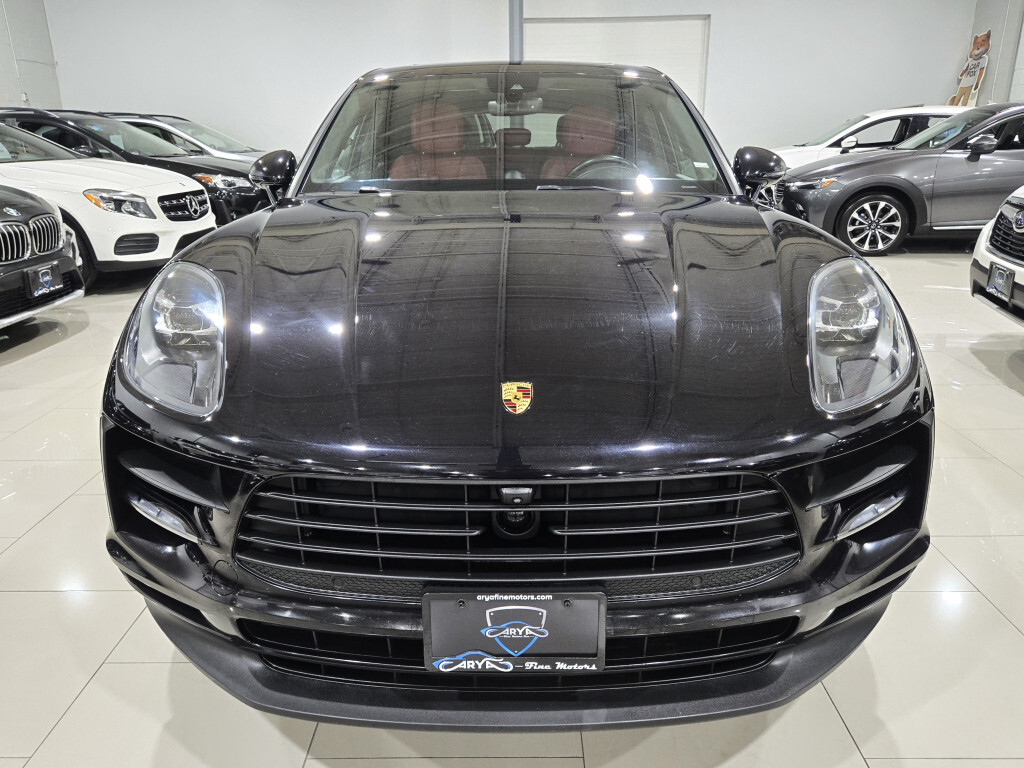 Porsche Macan 2021