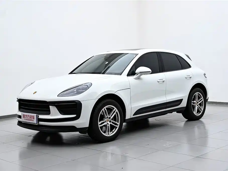 Porsche Macan 2025