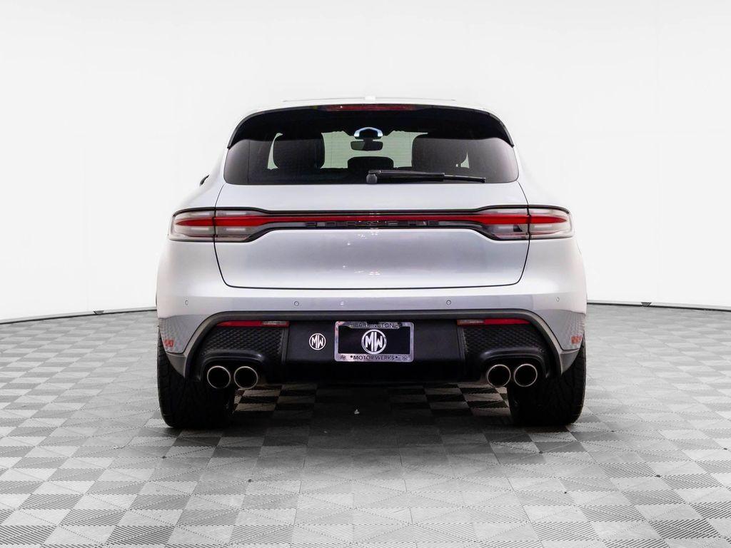 Porsche Macan 2022
