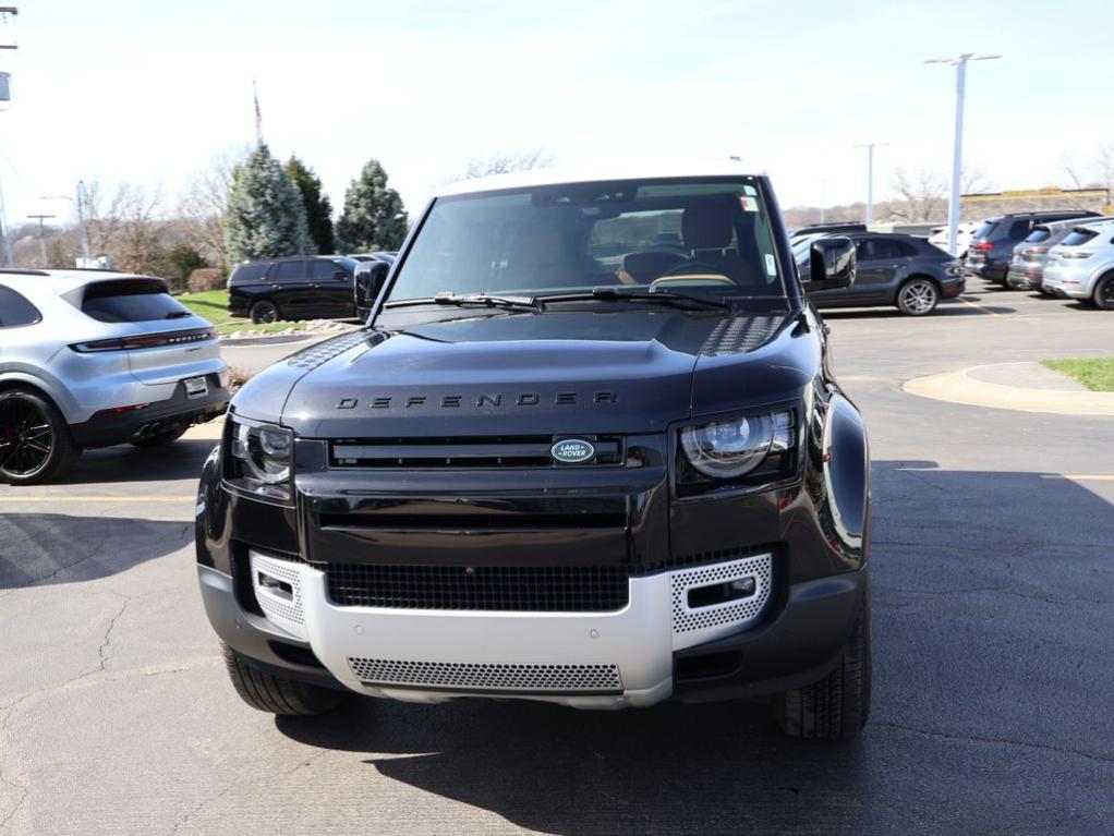 Land Rover Defender 2023