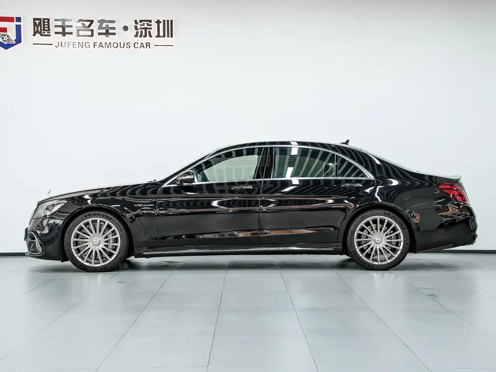 Mercedes-Benz S-Класс 2020