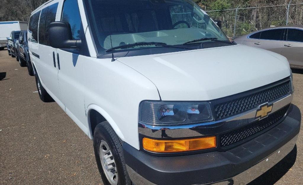 Chevrolet Express 2023