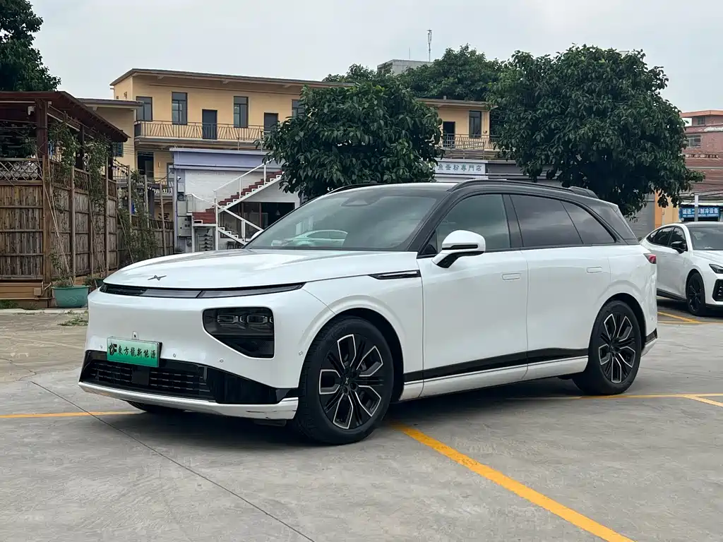 Xpeng G9 2025