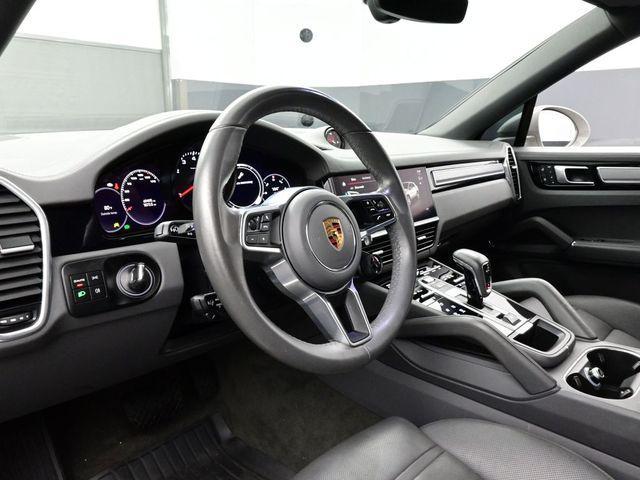 Porsche Cayenne 2022