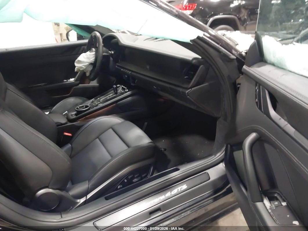 Porsche 911 2025
