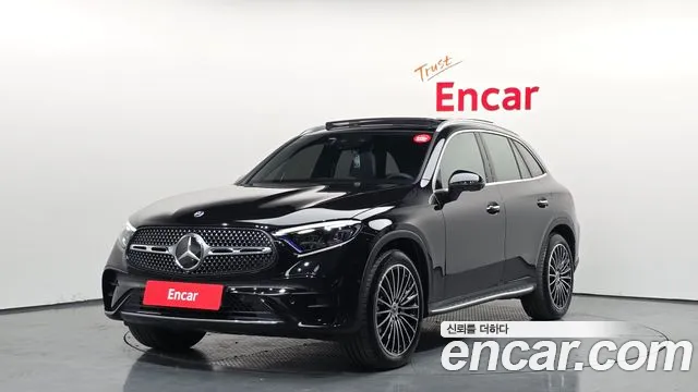 Mercedes-Benz GLC 2023