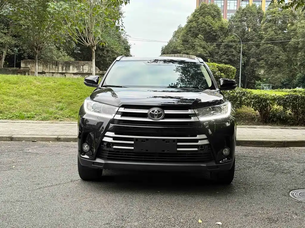 Toyota Highlander 2020