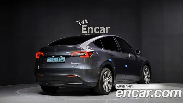 Tesla Model Y 2022