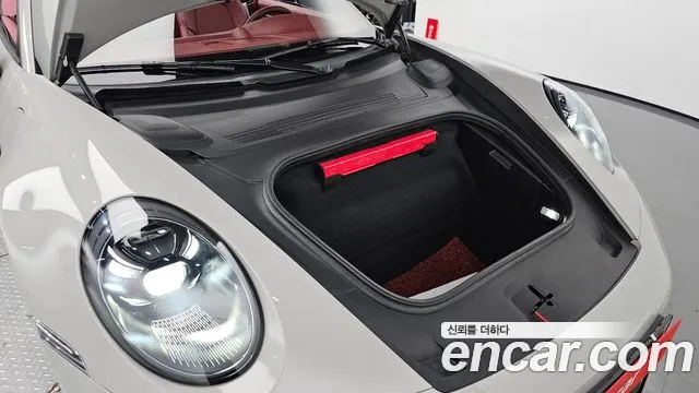Porsche 911 2021