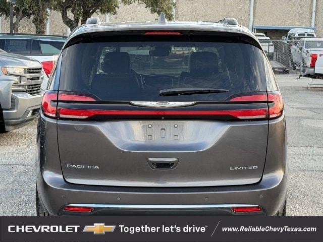 Chrysler Pacifica 2022
