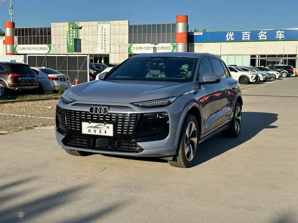 Audi e-tron 2026