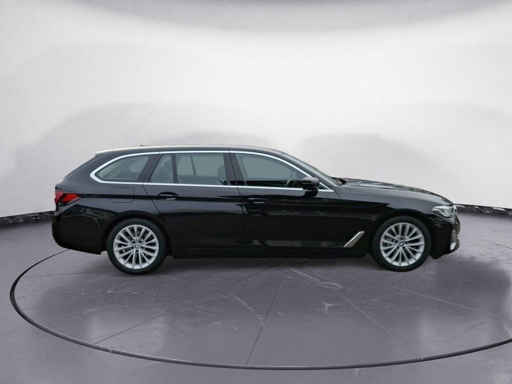 BMW 530 2021