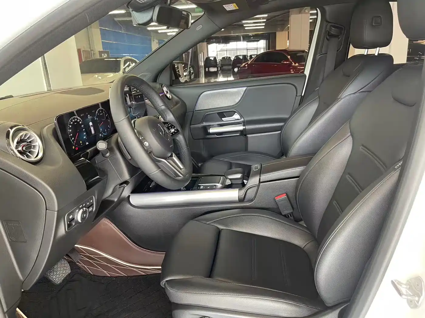 Mercedes-Benz GLA 2023