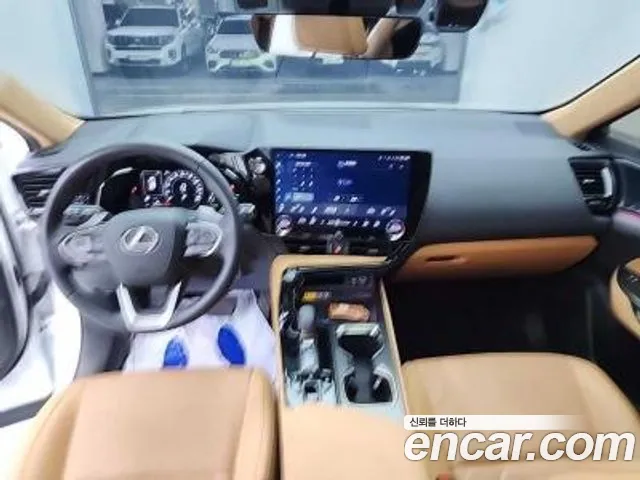 Lexus NX 2024