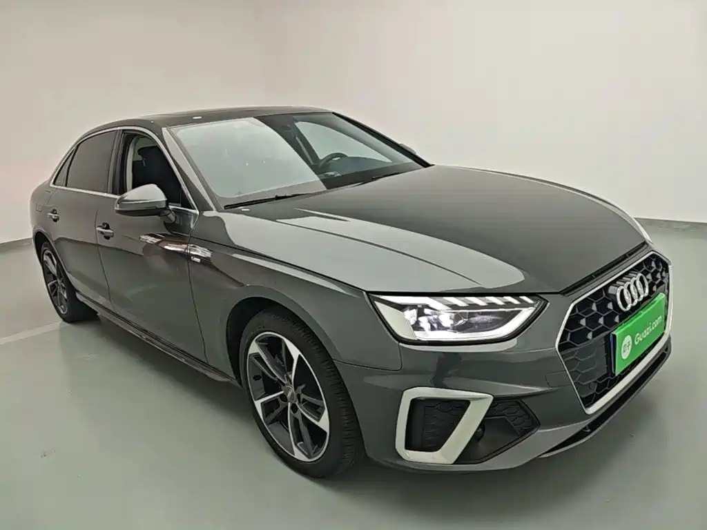 Audi A4 2021