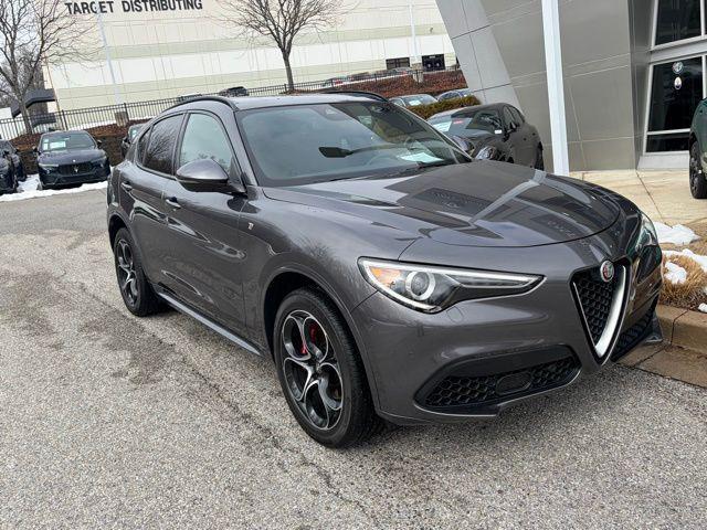 Alfa Romeo Stelvio 2023