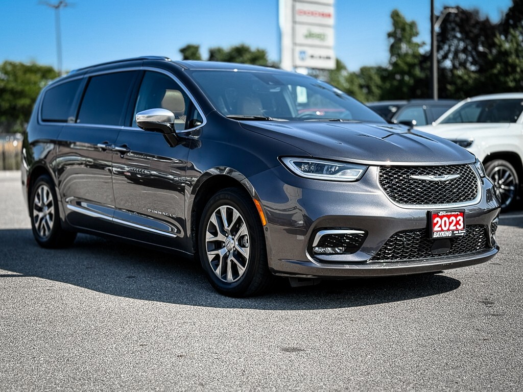 Chrysler Pacifica 2023