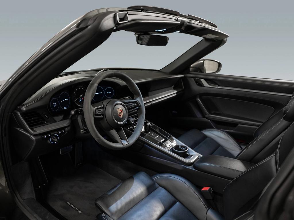 Porsche 992 2021