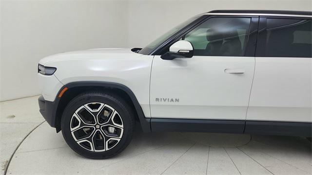 Rivian R1S 2025