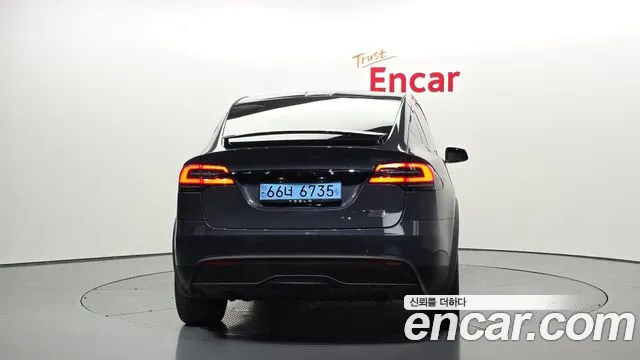 Tesla Model X 2023