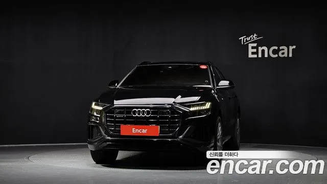Audi Q8 2021