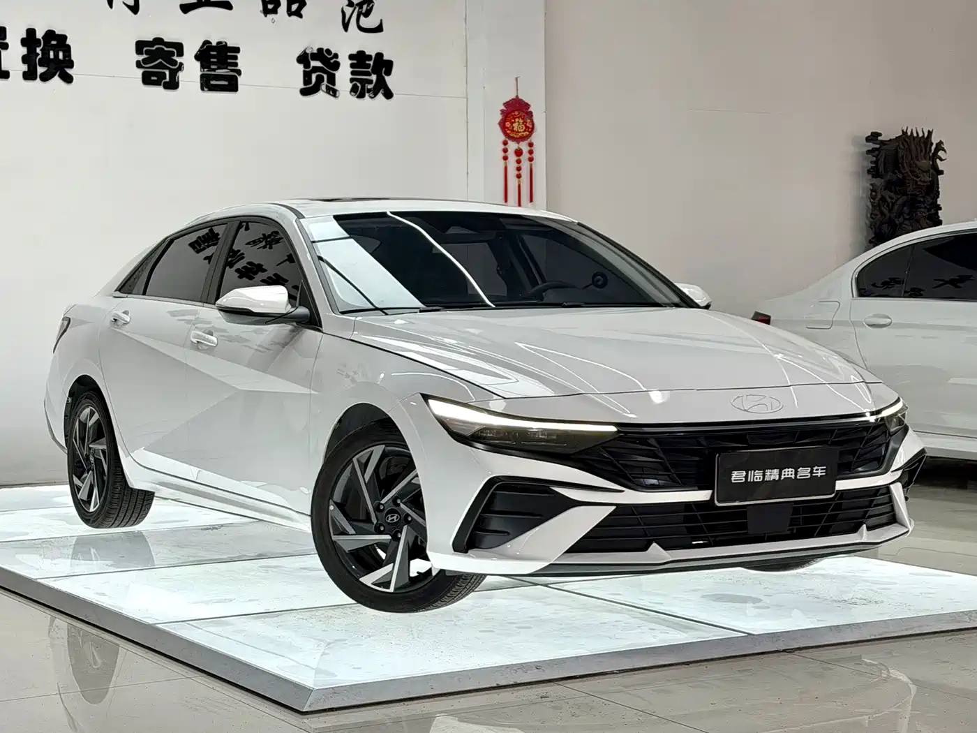 Hyundai Elantra 2023