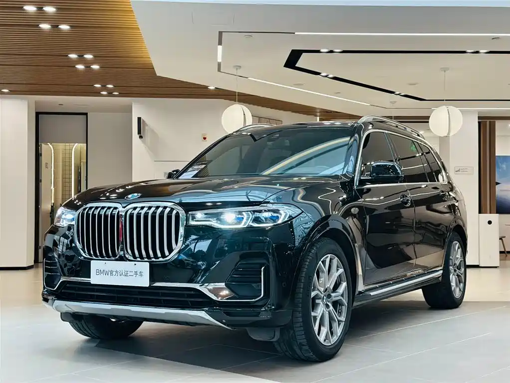BMW X7 2022