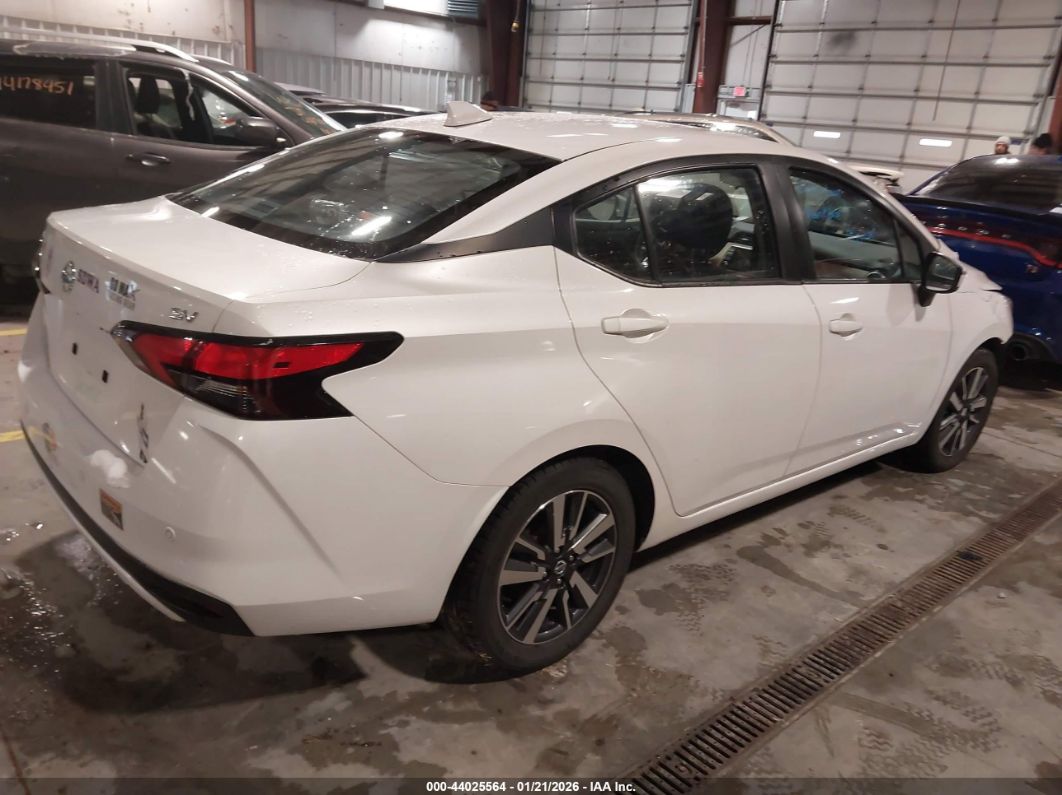 Nissan Versa 2021